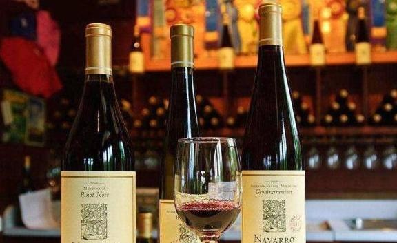 過期的紅酒有人回收嗎_過期紅酒有收藏價值嗎_過期回收紅酒人有責任嗎