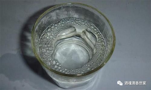 糧食酒和勾兌酒的標準是什么_勾兌和糧食酒的數字是怎樣_26760是勾兌酒還是糧食酒