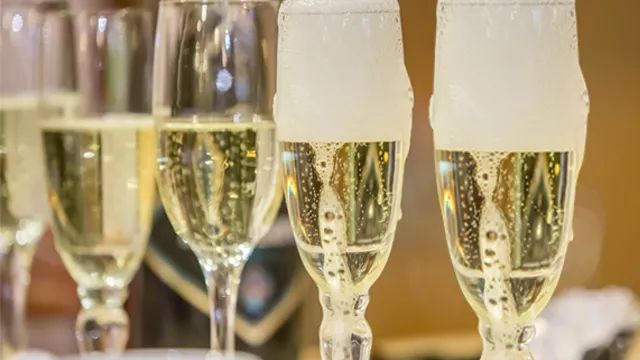 起泡酒和香檳的區別，千萬別鬧笑話了
