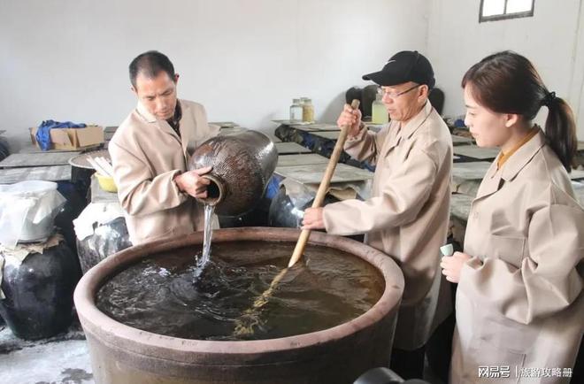怎樣區分糧食酒和勾兌酒_區分糧食酒和勾兌酒_酒區分糧食勾兌和釀造