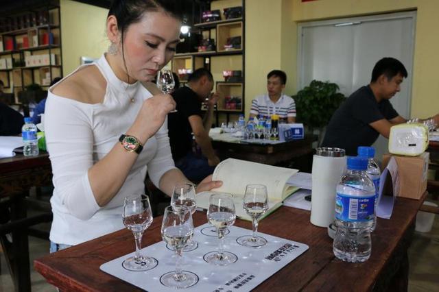 白酒有沒有保質(zhì)期？是不是存放的時(shí)間越長越好？